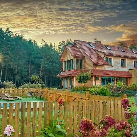 Sosnowa Osada Villa Cieszanow Exterior photo
